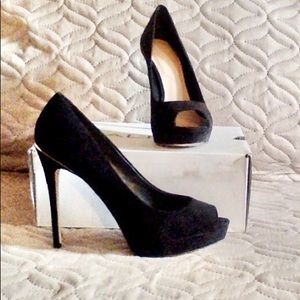 Aldo Black and Gold Pumps